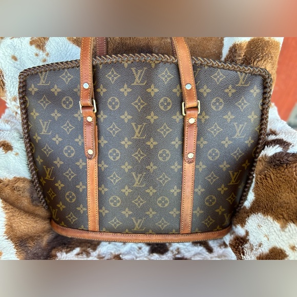 Authentic Louis Vuitton Babylone Monogram - Picture 3 of 15